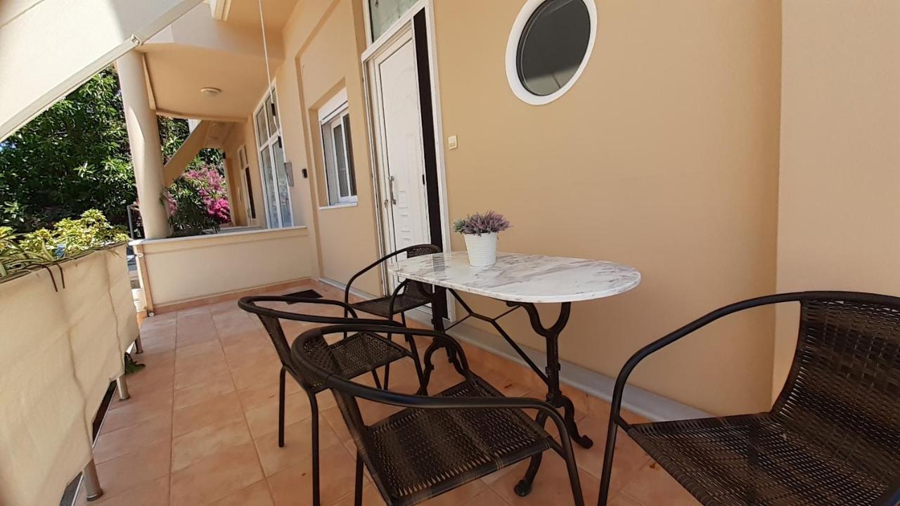 Dennis Stylish Apartment Като-Даратсо Экстерьер фото